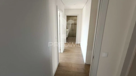 Apartamento T3 para Venda em Cedofeita, Santo Ildefonso, Sé, Miragaia, São Nicolau e Vitória