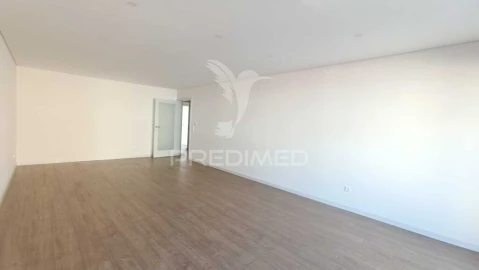 Apartamento T3 para Venda em Cedofeita, Santo Ildefonso, Sé, Miragaia, São Nicolau e Vitória