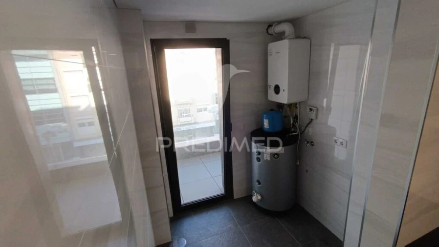 Apartamento T3 para Venda em Cedofeita, Santo Ildefonso, Sé, Miragaia, São Nicolau e Vitória Foto 7