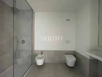 Apartamento T1 para Venda em Azurem