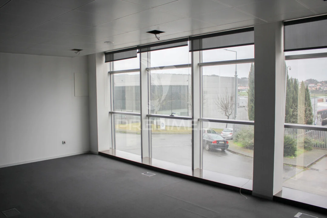 Escritório para Arrendamento em Celeirós, Aveleda e Vimieiro Foto 9