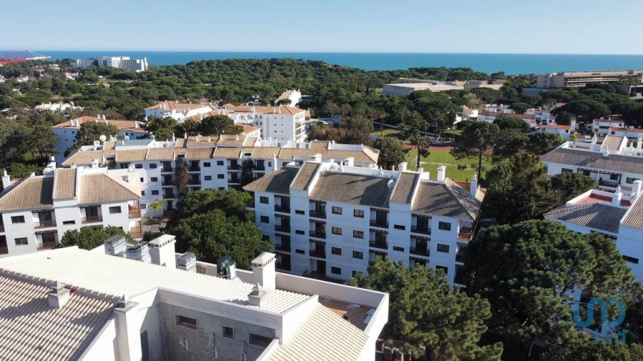 Apartamento T3 para Venda em Albufeira e Olhos de Água Foto 1
