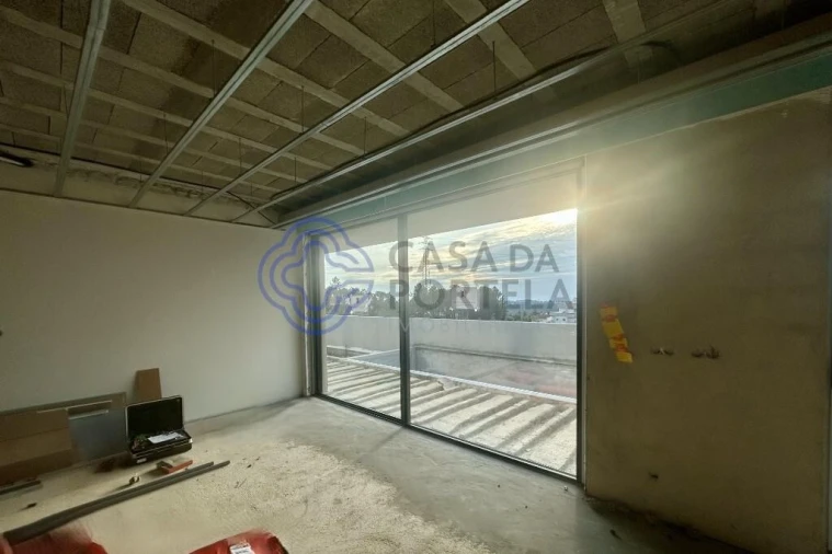 Moradia T3 para Venda em Escapães Foto 24