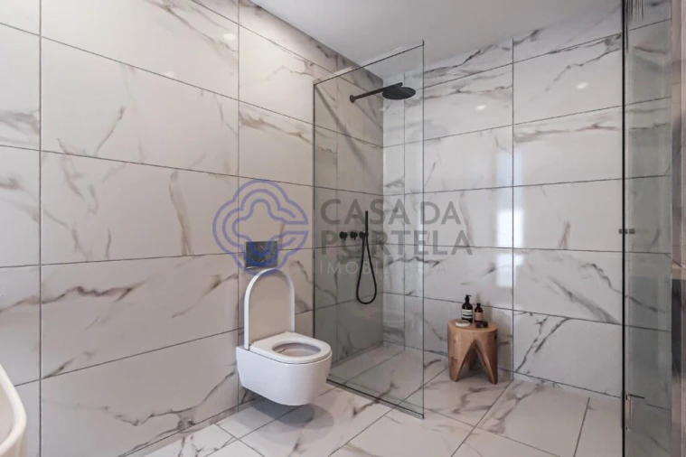 Moradia T3 para Venda em Escapães Foto 19