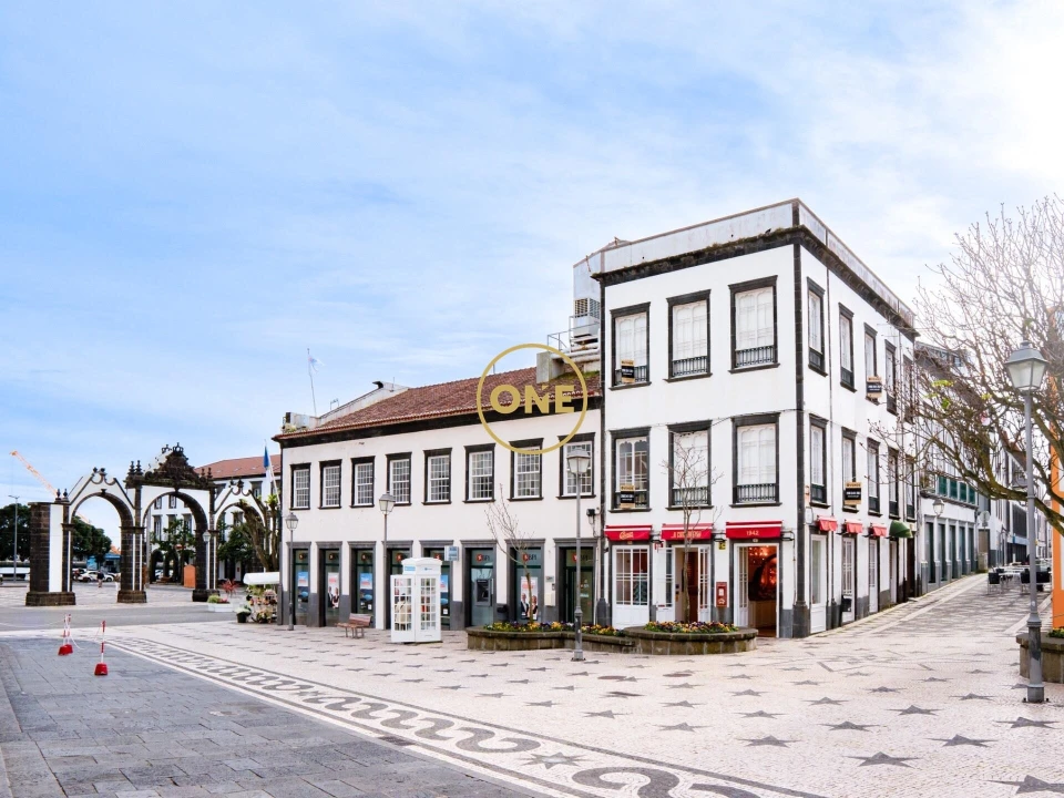 Prédio para Venda em Ponta Delgada (São Sebastião) Foto 1