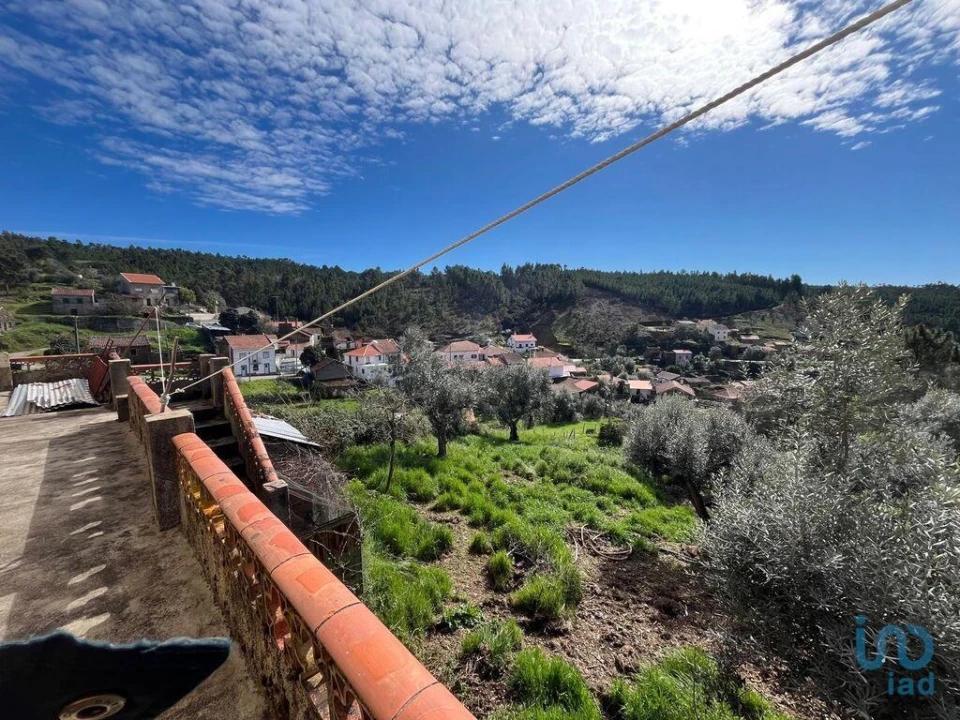 Moradia T3 para Venda em Sobreira Formosa e Alvito da Beira Foto 2