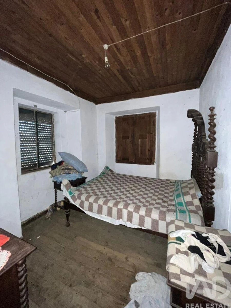 Moradia T3 para Venda em Sobreira Formosa e Alvito da Beira Foto 18