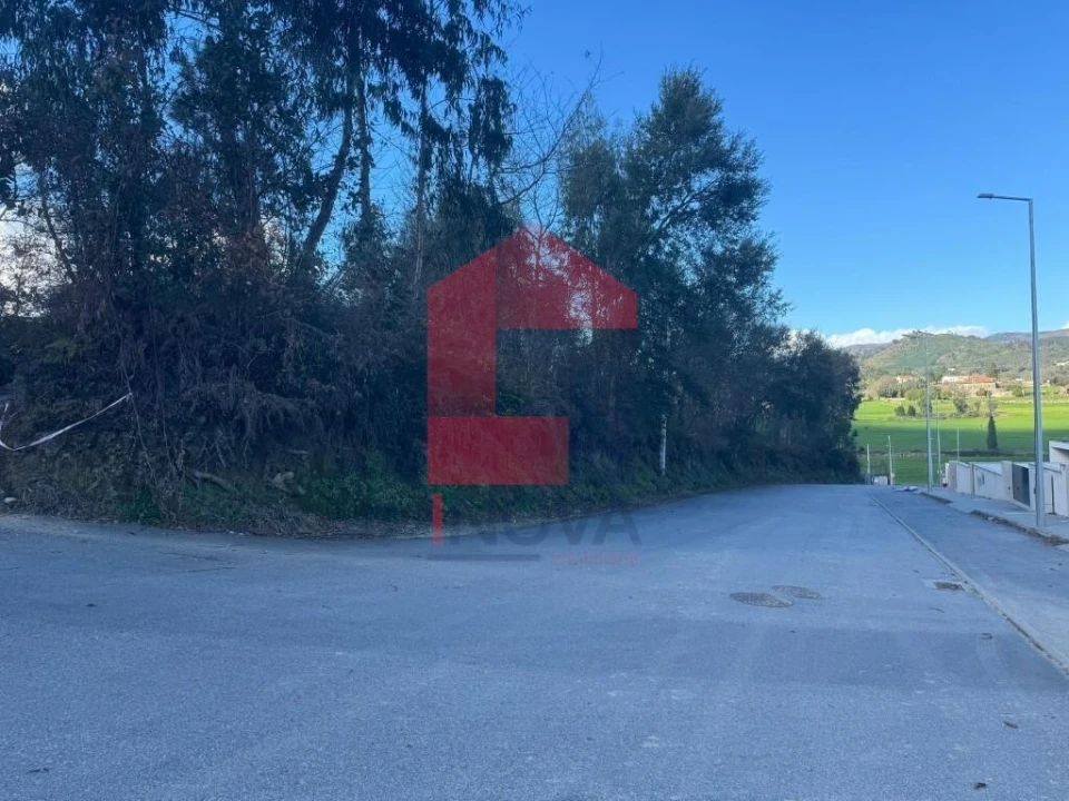Terreno para Venda em Coucieiro Foto 3
