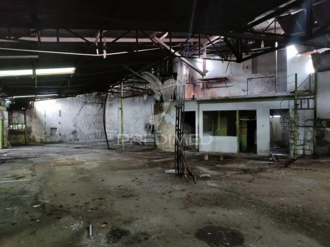 Armazém para Venda em Alcanhões Foto 6