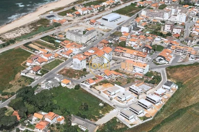 Moradia T3 para Venda em São Felix da Marinha
