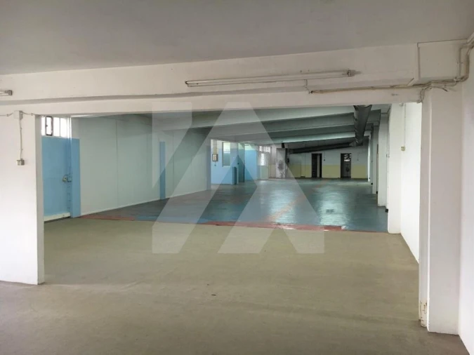 Armazém para Venda em Vila de Cucujães Foto 6