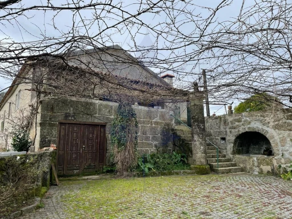 Quinta T5 para Venda em Valdreu Foto 1