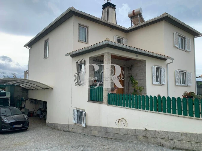 Moradia T4 para Venda em Bobadela