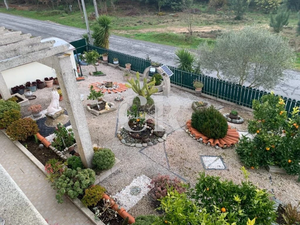 Moradia T4 para Venda em Bobadela Foto 32