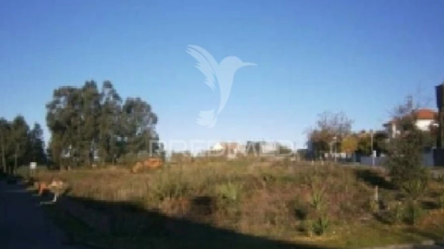Terreno para Venda em Travassô e Óis da Ribeira