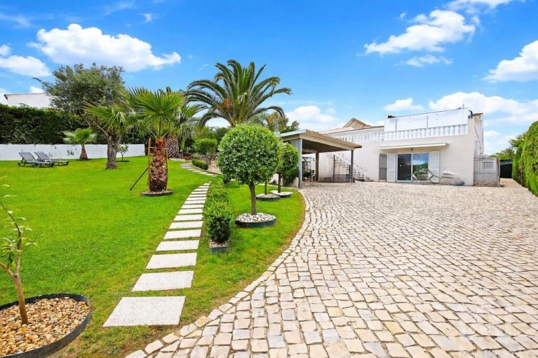 Moradia T5 para Venda em São Brás de Alportel Foto 26