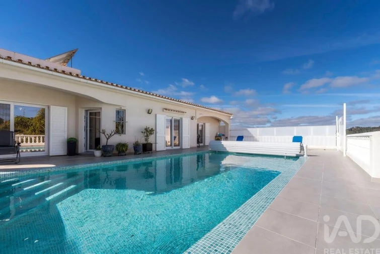 Moradia T5 para Venda em São Brás de Alportel Foto 1