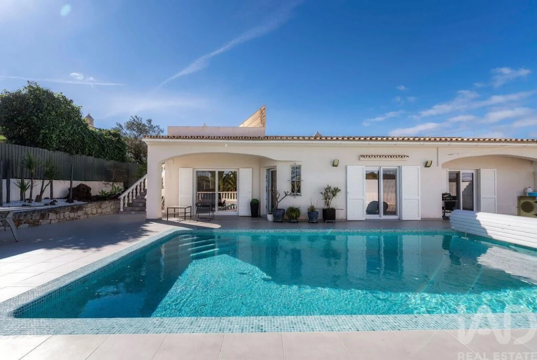 Moradia T5 para Venda em São Brás de Alportel Foto 2