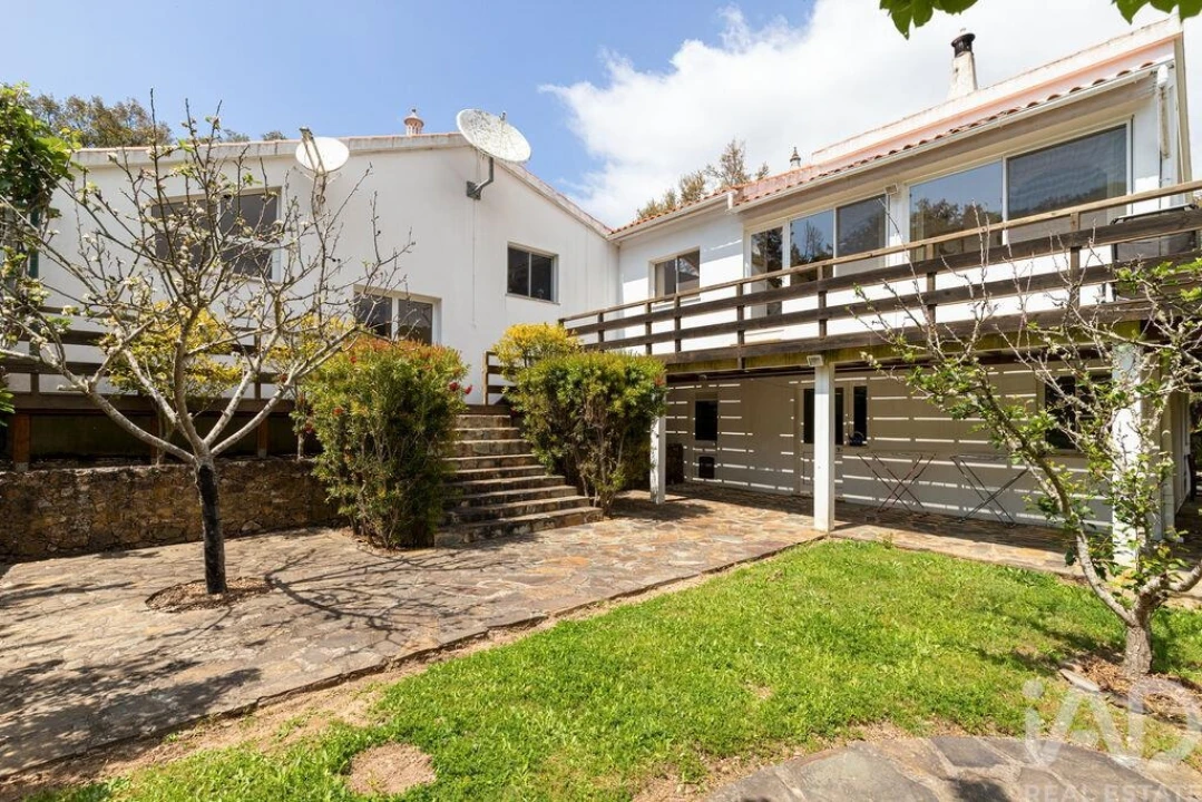 Moradia T5 para Venda em Marmelete Foto 24