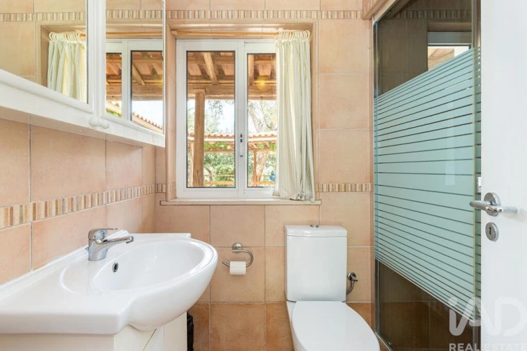 Moradia T5 para Venda em Marmelete Foto 15