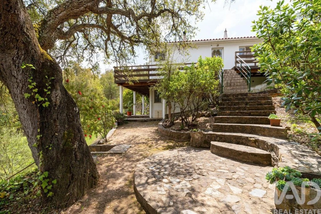 Moradia T5 para Venda em Marmelete Foto 25