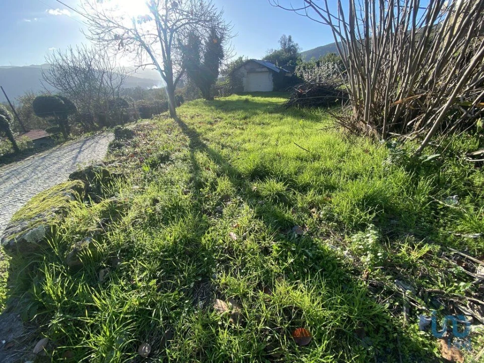 Moradia T3 para Venda em Covas Foto 1