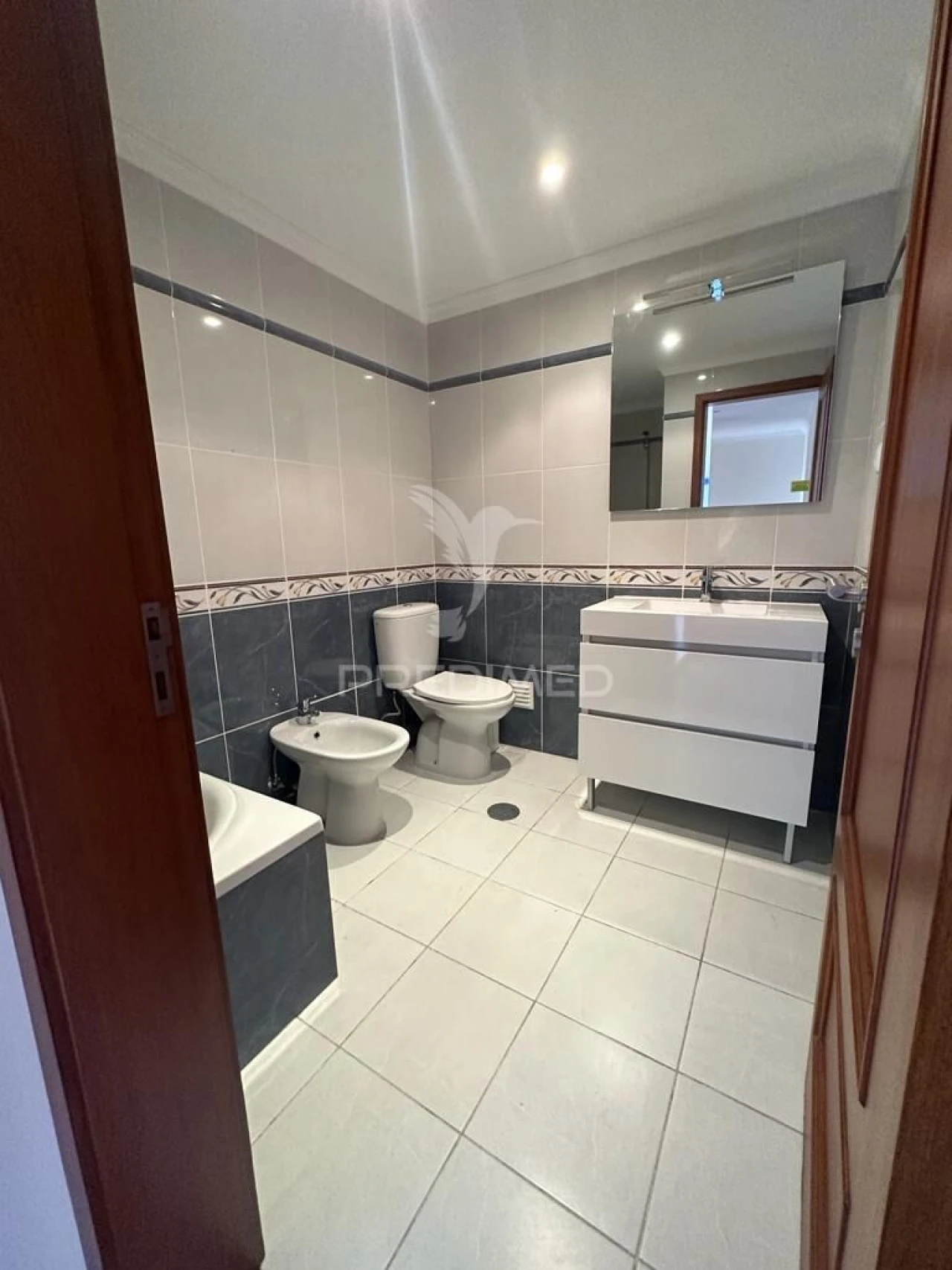 Moradia T3 para Venda em Branca Foto 4