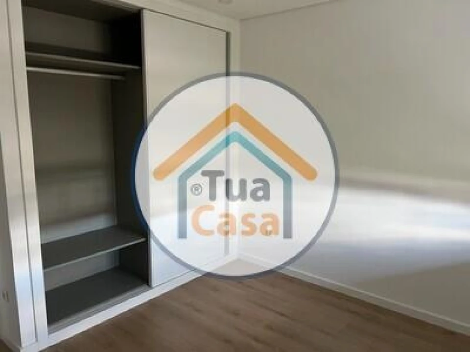Apartamento T3 para Venda em Currelos, Papízios e Sobral Foto 12