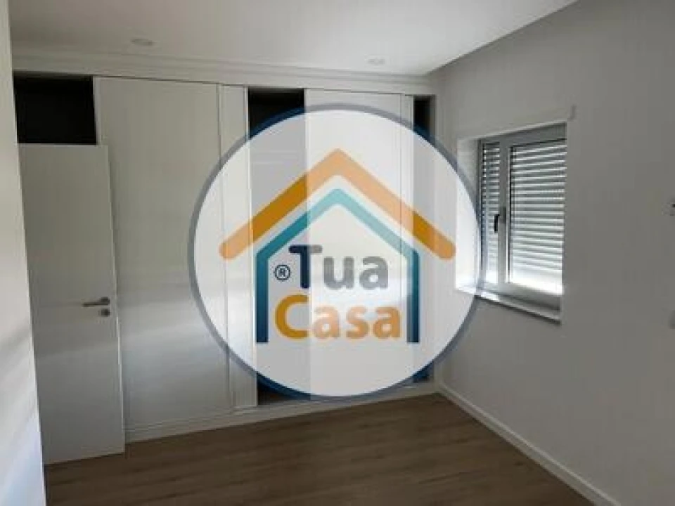 Apartamento T3 para Venda em Currelos, Papízios e Sobral Foto 9