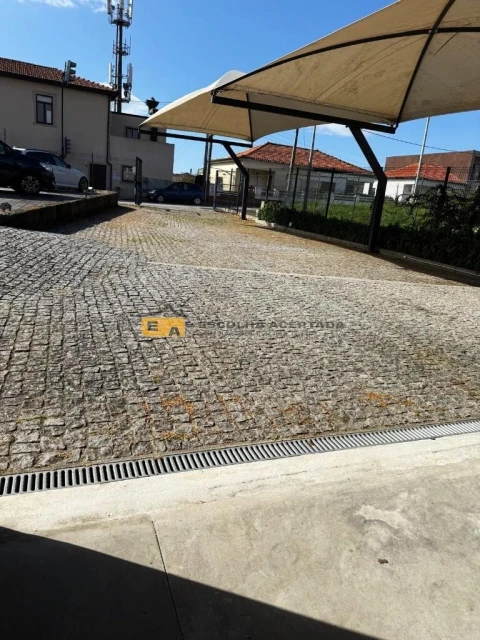 Moradia T4 para Venda em São Mamede de Infesta e Senhora da Hora