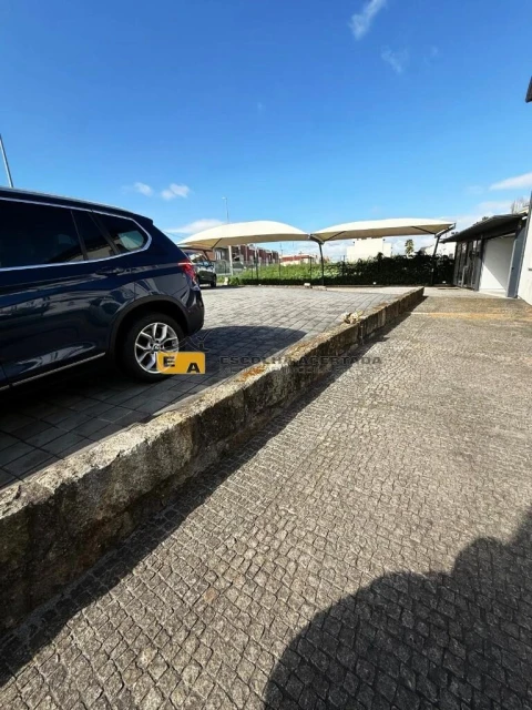 Moradia T4 para Venda em São Mamede de Infesta e Senhora da Hora