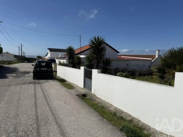 Terreno para Venda em Lourinhã e Atalaia