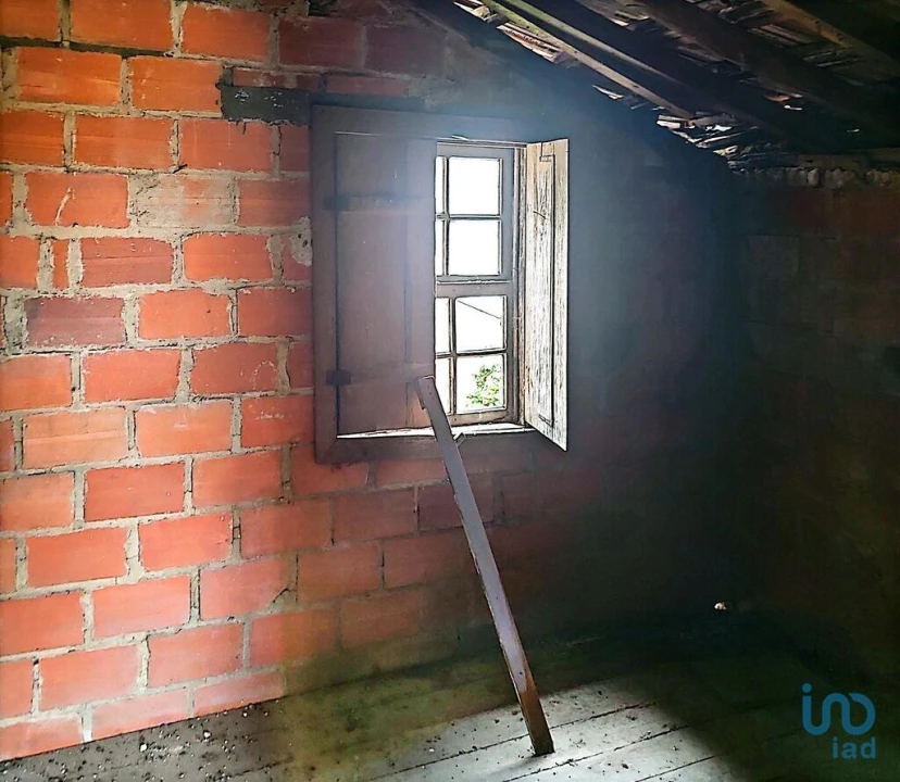 Moradia T6 para Venda em Parada de Gonta Foto 10