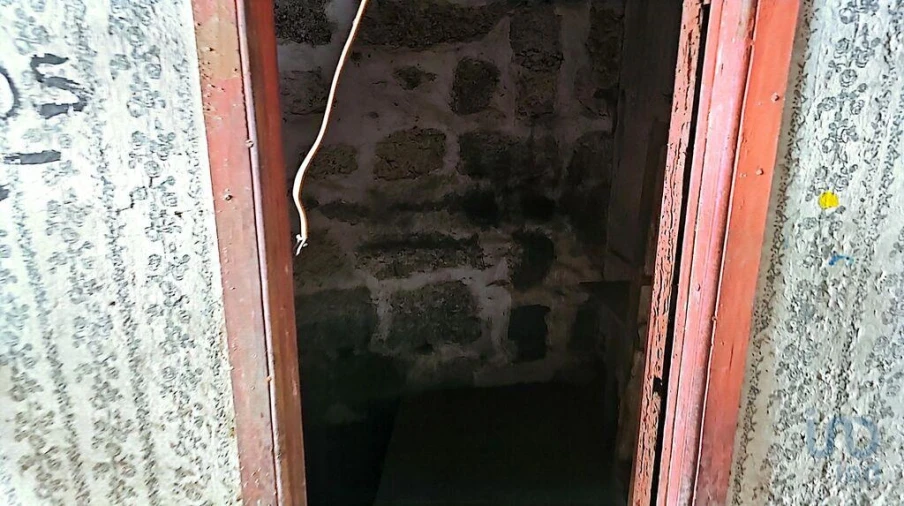 Moradia T6 para Venda em Parada de Gonta Foto 11