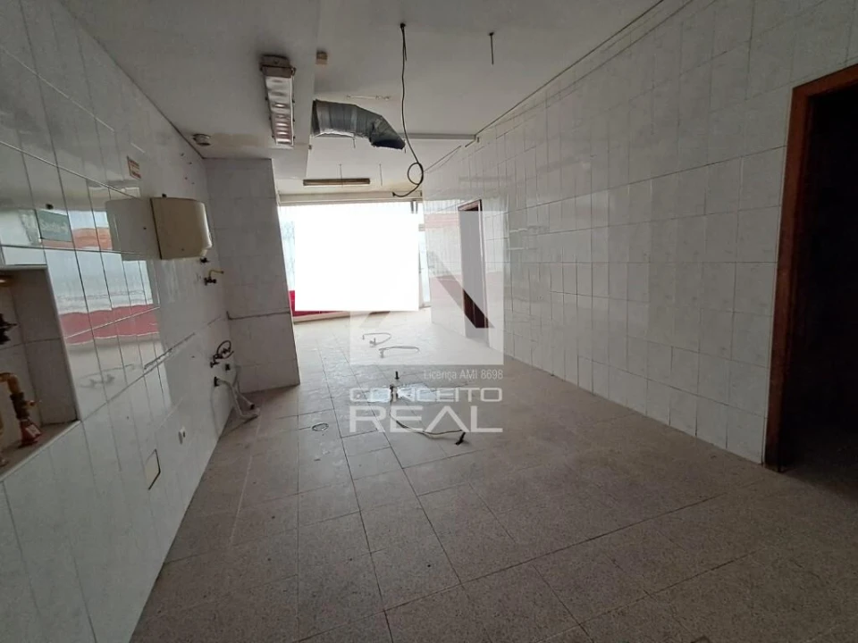 Loja para Arrendamento em Aguas Santas Foto 17