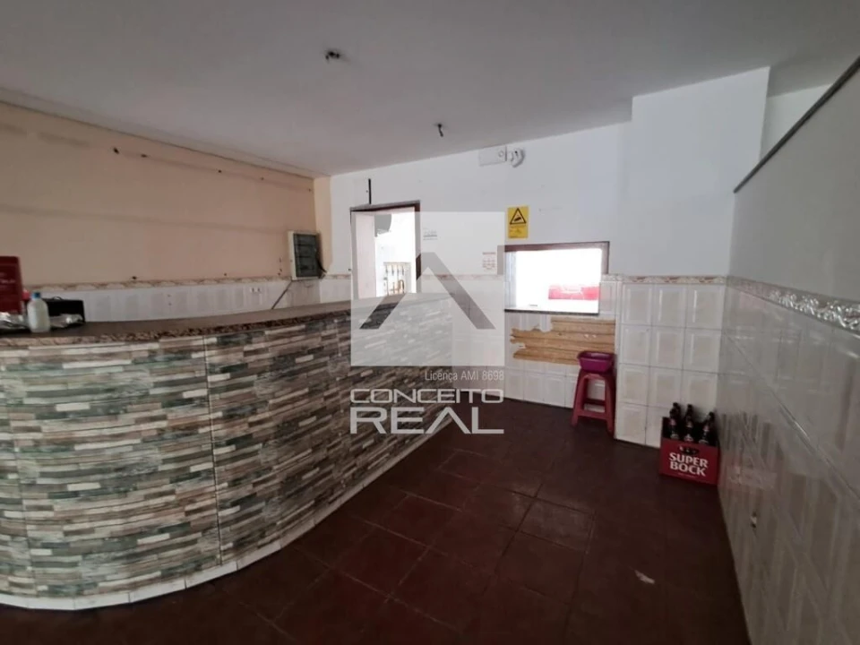 Loja para Arrendamento em Aguas Santas Foto 10