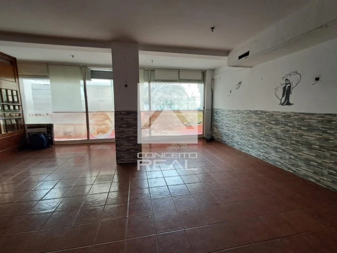 Loja para Arrendamento em Aguas Santas Foto 13