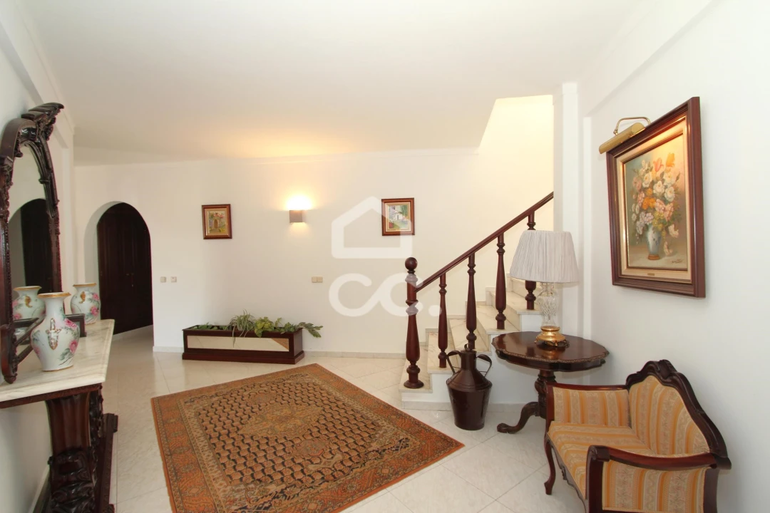 Moradia T4 para Venda em Porches Foto 27