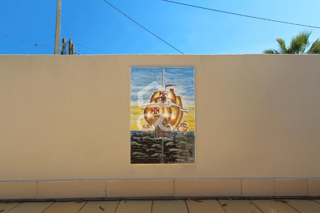 Moradia T4 para Venda em Porches Foto 57