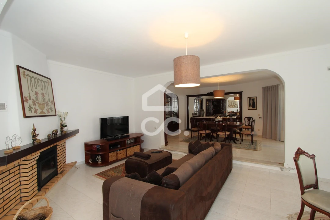 Moradia T4 para Venda em Porches Foto 2