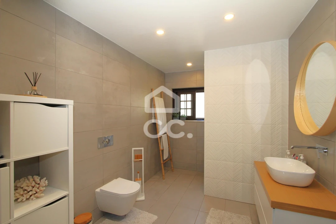 Moradia T4 para Venda em Porches Foto 25