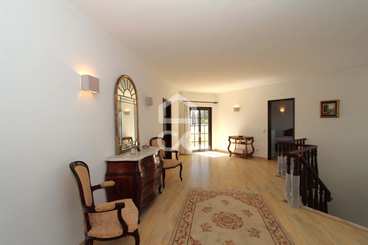 Moradia T4 para Venda em Porches Foto 28