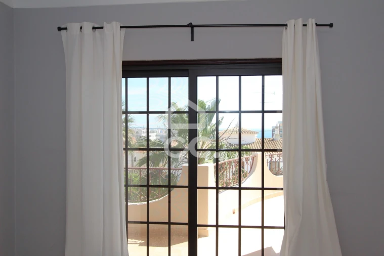 Moradia T4 para Venda em Porches Foto 32