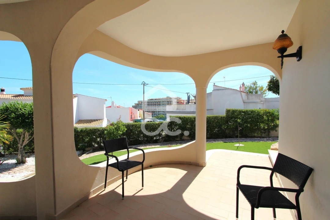 Moradia T4 para Venda em Porches Foto 21