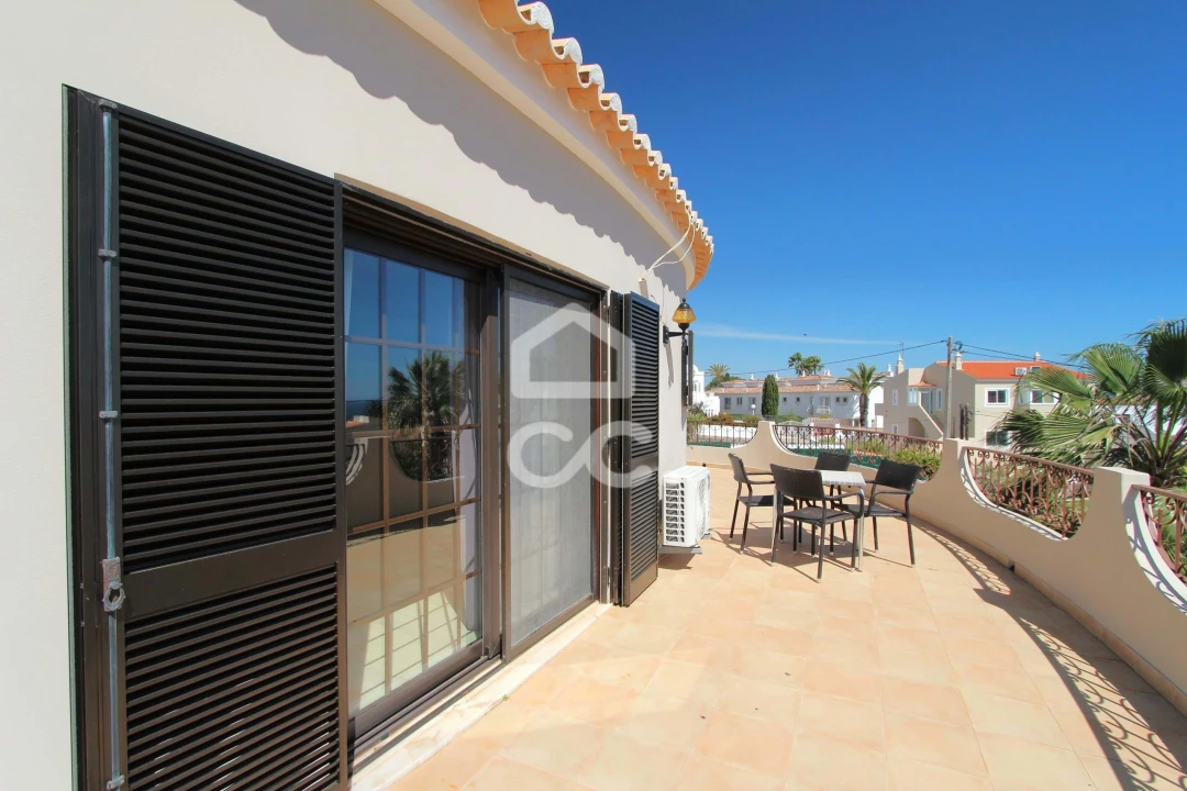 Moradia T4 para Venda em Porches Foto 39