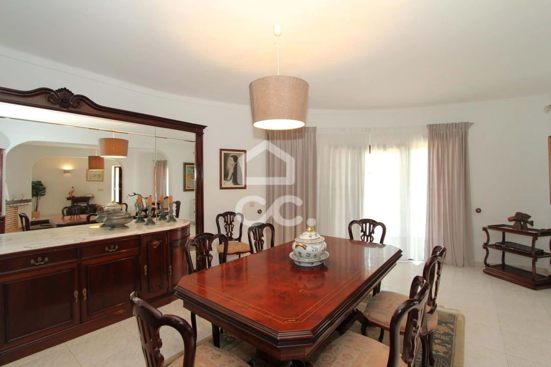 Moradia T4 para Venda em Porches Foto 12