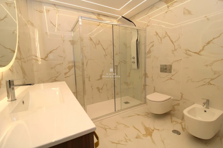 Apartamento T2 para Venda em Quarteira Foto 14