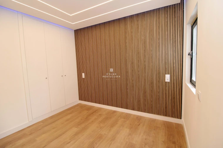 Apartamento T2 para Venda em Quarteira Foto 11