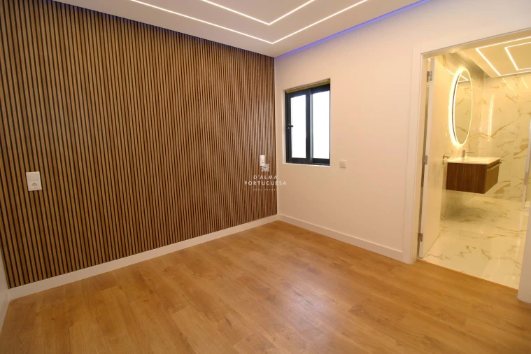 Apartamento T2 para Venda em Quarteira Foto 13