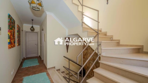 Moradia T3 para Venda em Quelfes